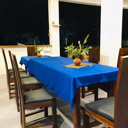 Lion Paradise Surf Beach Matara Esterno foto