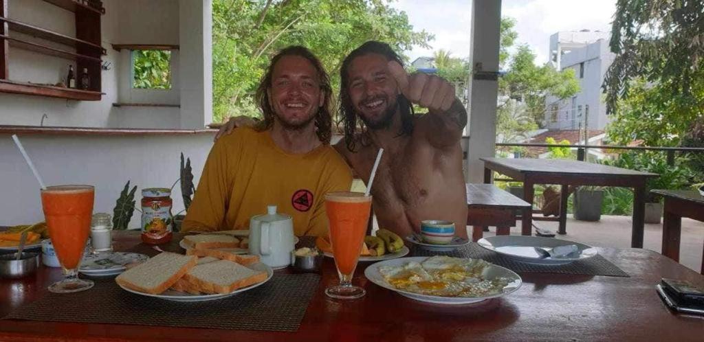 Lion Paradise Surf Beach Matara Esterno foto