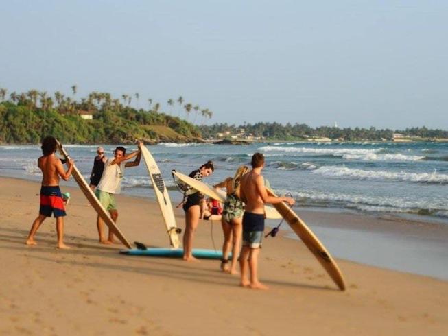 Lion Paradise Surf Beach Matara Esterno foto